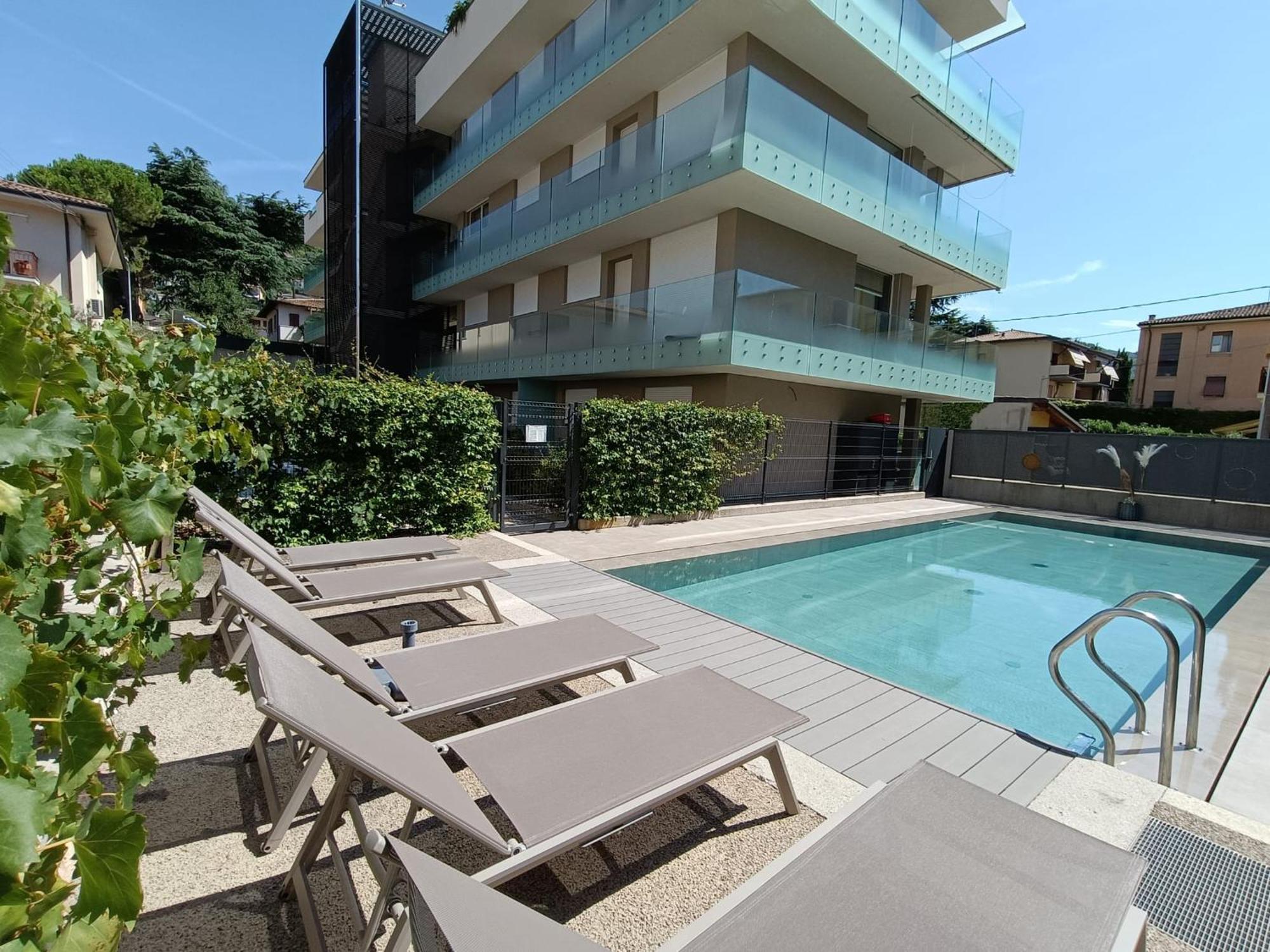 Suite Laura - Torri Del Benaco Exterior photo