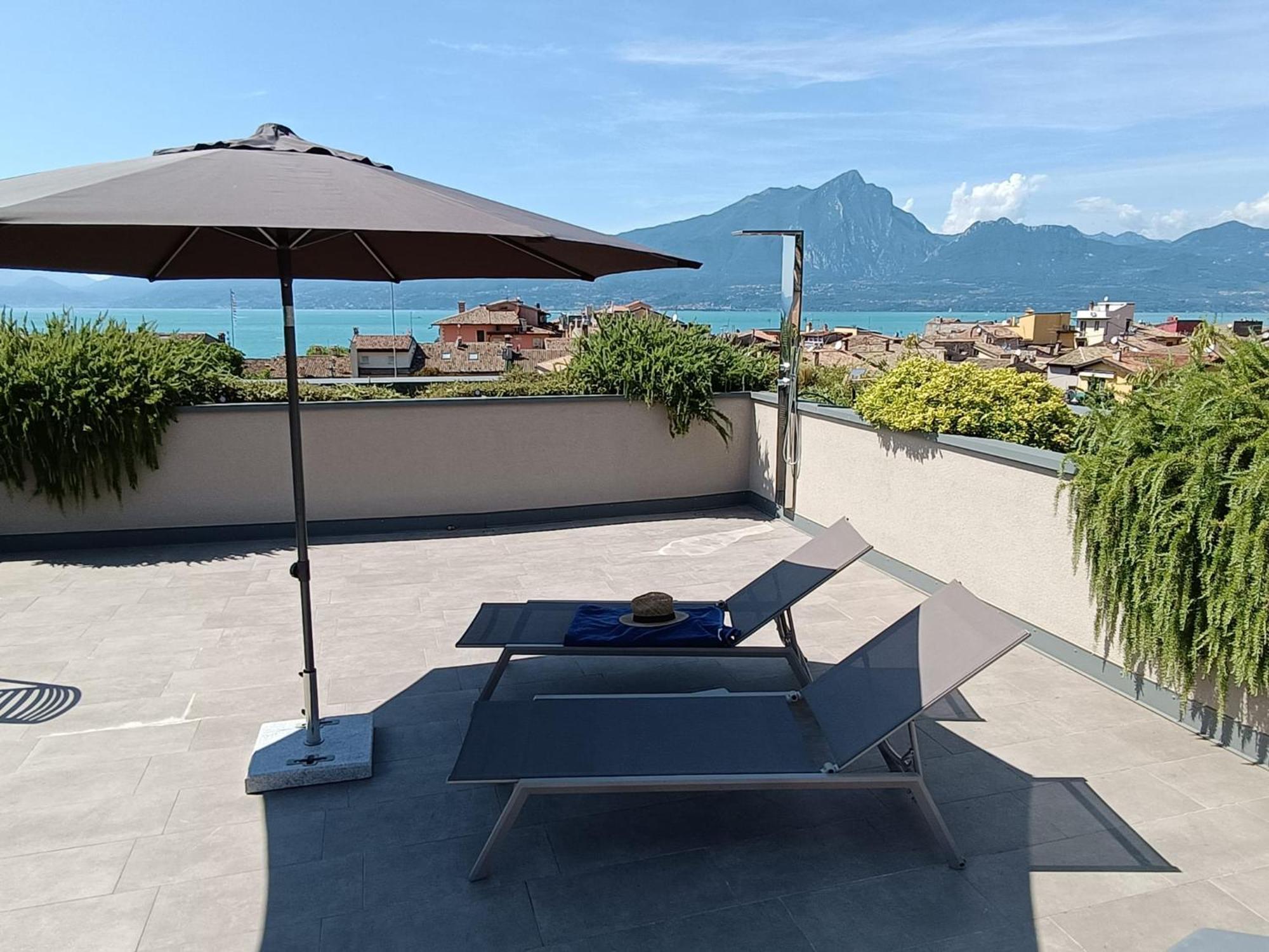 Suite Laura - Torri Del Benaco Exterior photo